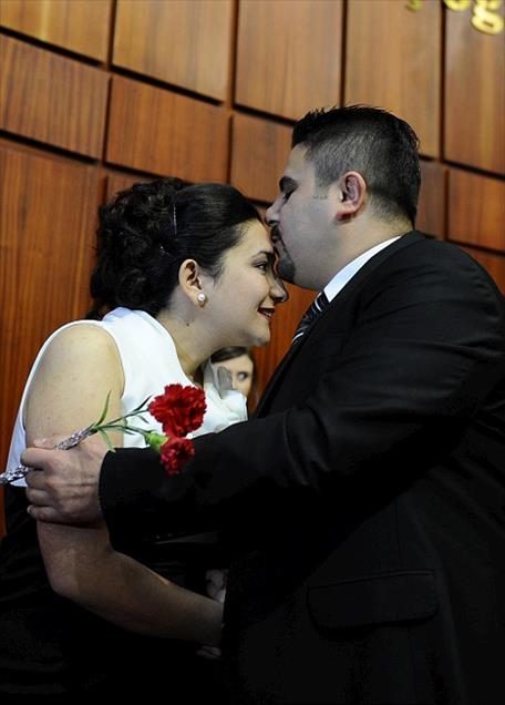 11.11.11 SAAT 11.11'DE DUNYA EVINE GIRDILER