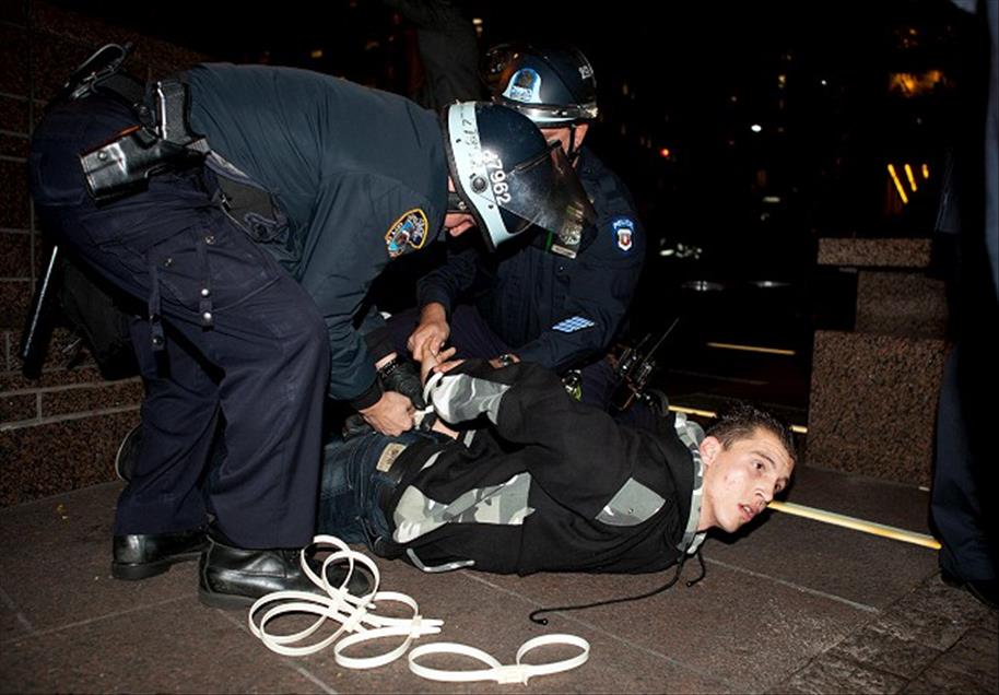 ISGALCILER YENIDEN ZUCCOTTI PARKTA