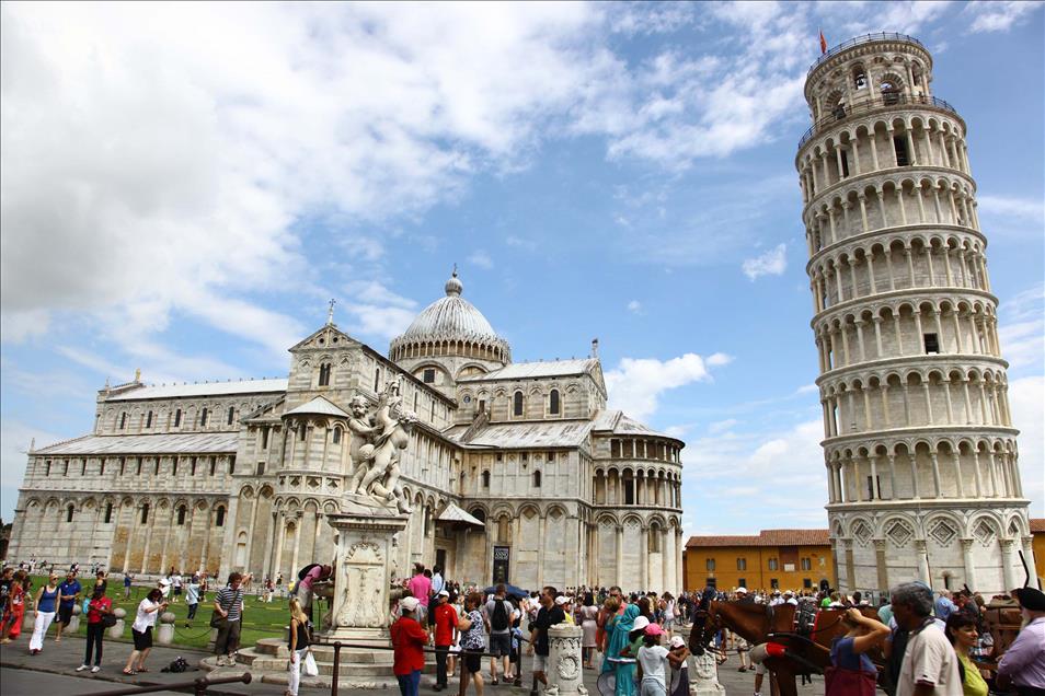 PISA KULESI
