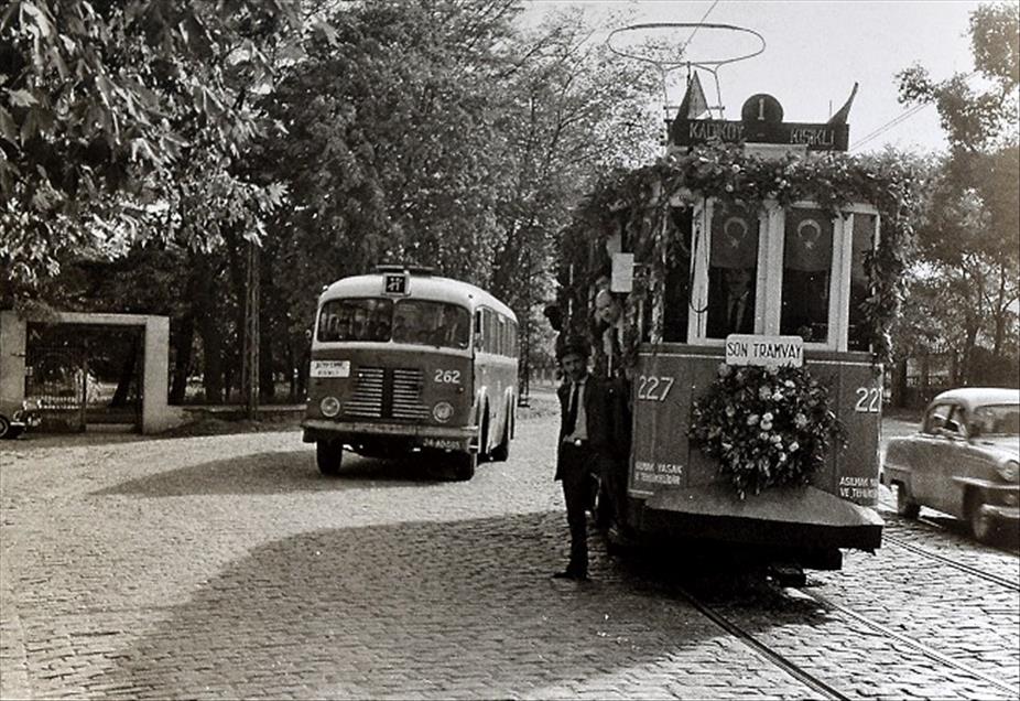 ATLI TRAMVAYDAN METROBUSE, ULASIMIN HIKAYESI