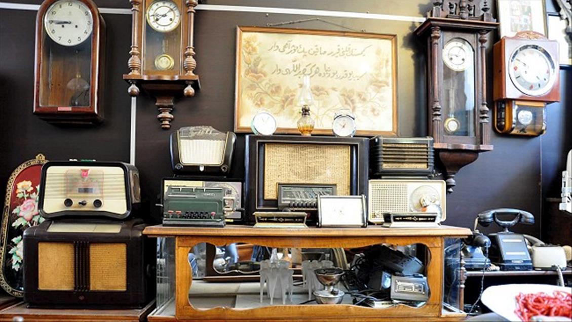 RADYO MERAKI, KOLEKSIYON SAHIBI YAPTI