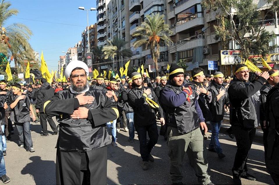 NASRALLAH, ASURE GUNUNDE HALKIN KARSISINA CIKTI