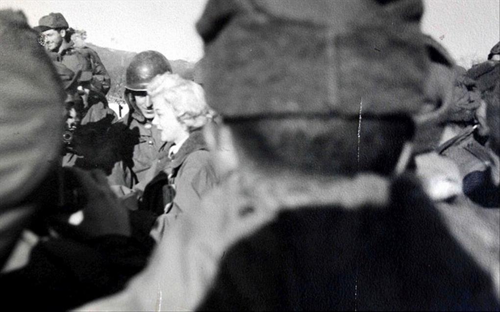 EFSANE SARISIN MARILYN MONROE'DAN MEHMETCIGE MORAL