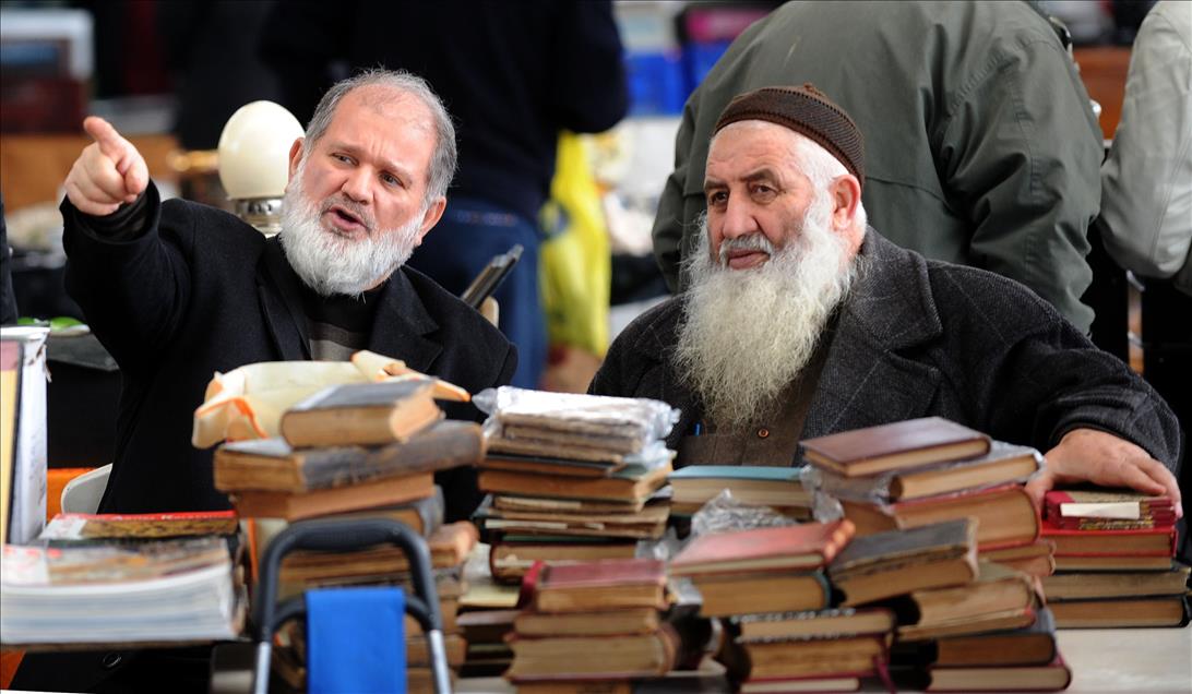 BU PAZAR ''TARIH'' KOKUYOR