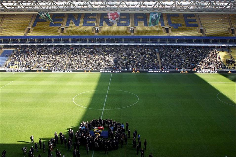 LEFTER KUCUKANDONYADIS, SON YOLCULUGUNA UGURLANIYOR