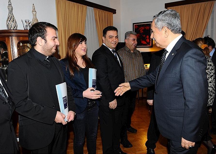 BASBAKAN YARDIMCISI BULENT ARINC