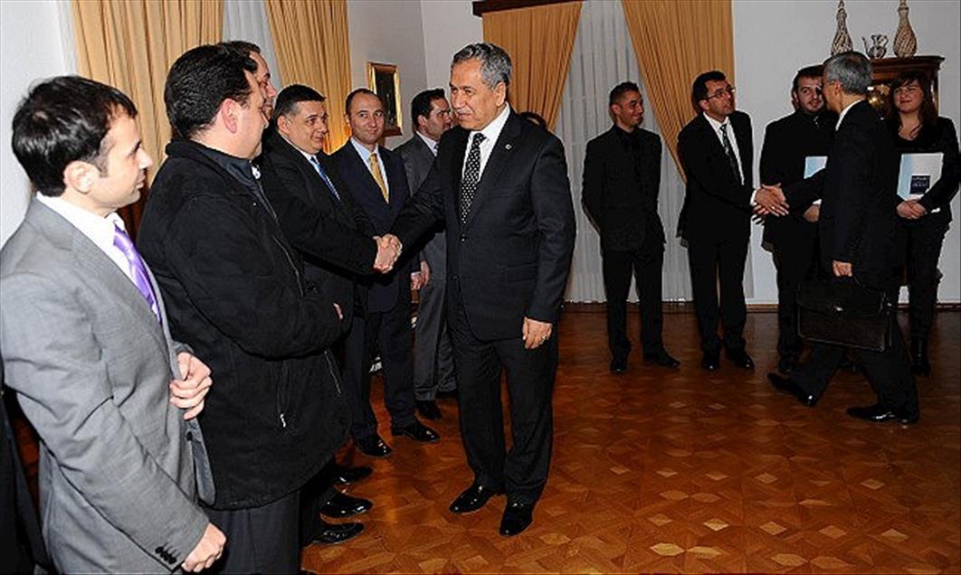 BASBAKAN YARDIMCISI BULENT ARINC