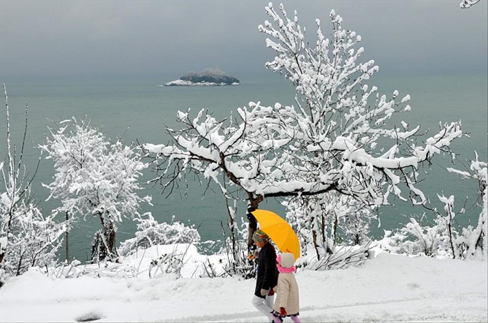 GIRESUN'DA ETKILI KAR YAGISI