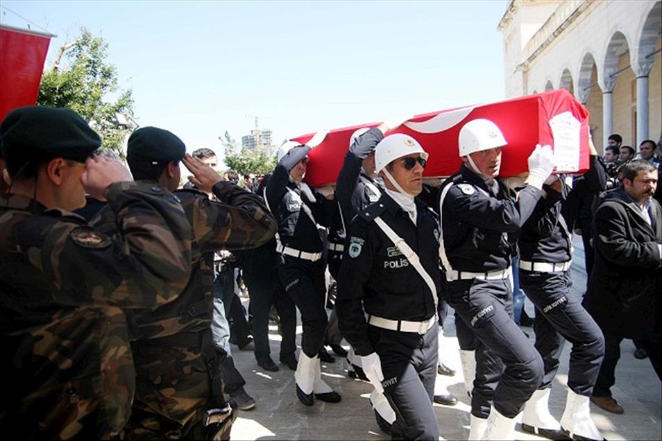 CIZRE'DEKI POLISE SILAHLI SALDIRI