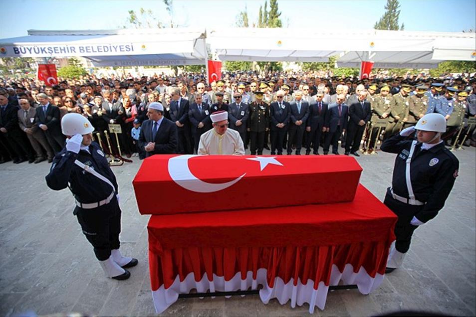 CIZRE'DEKI POLISE SILAHLI SALDIRI
