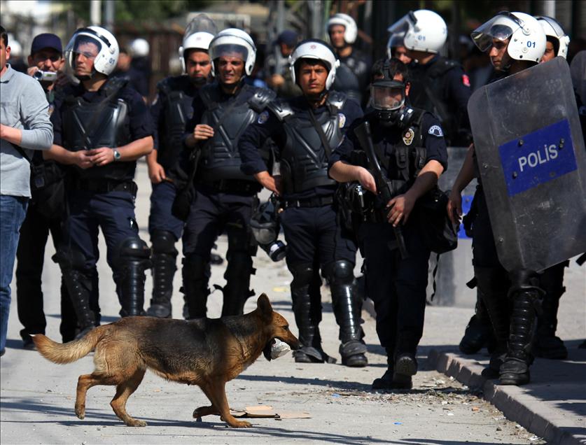 ADANA'DA NEVRUZ ETKINLIGINDE GERGINLIK