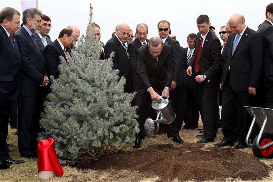 GIDA TARIM VE HAYVANCILIK BAKANLIGI'NIN YENI BINASI ACILDI