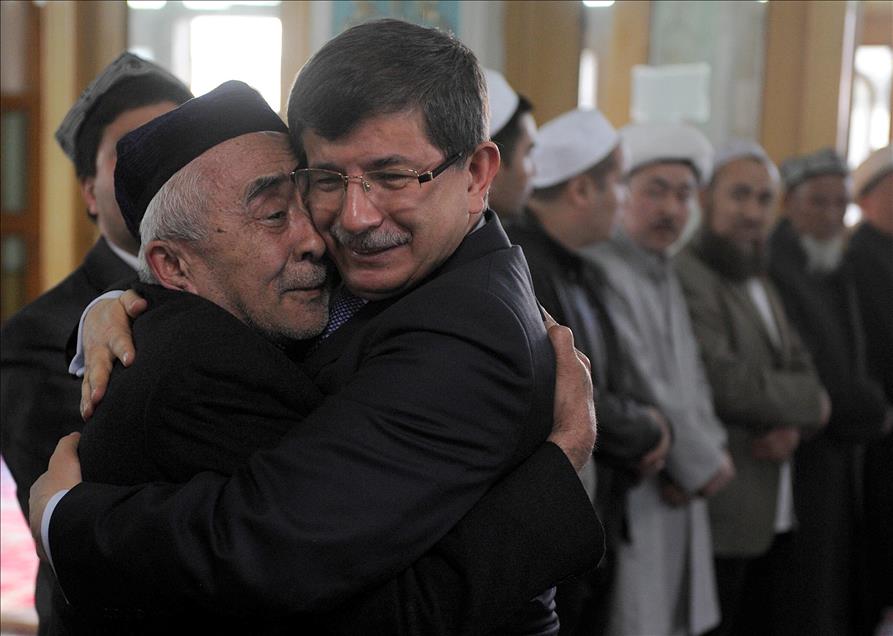 Davutoglu in Urumchi