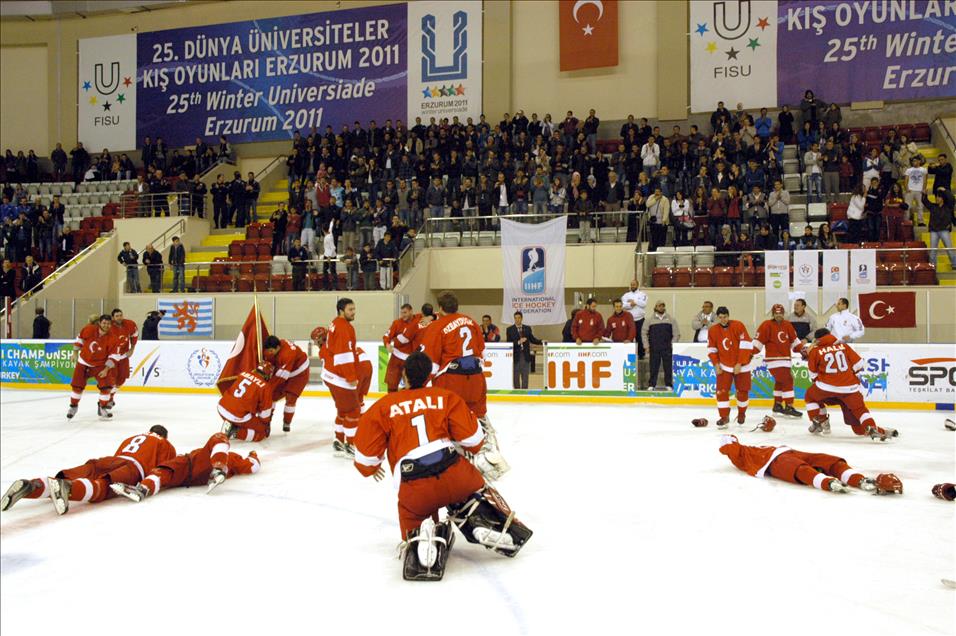 ERKEKLER BUZ HOKEYI DUNYA SAMPIYONASI 3. KLASMAN MUSABAKALARI