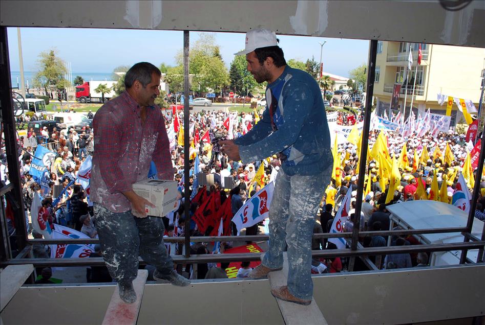 1 MAYIS EMEK VE DAYANISMA GUNU