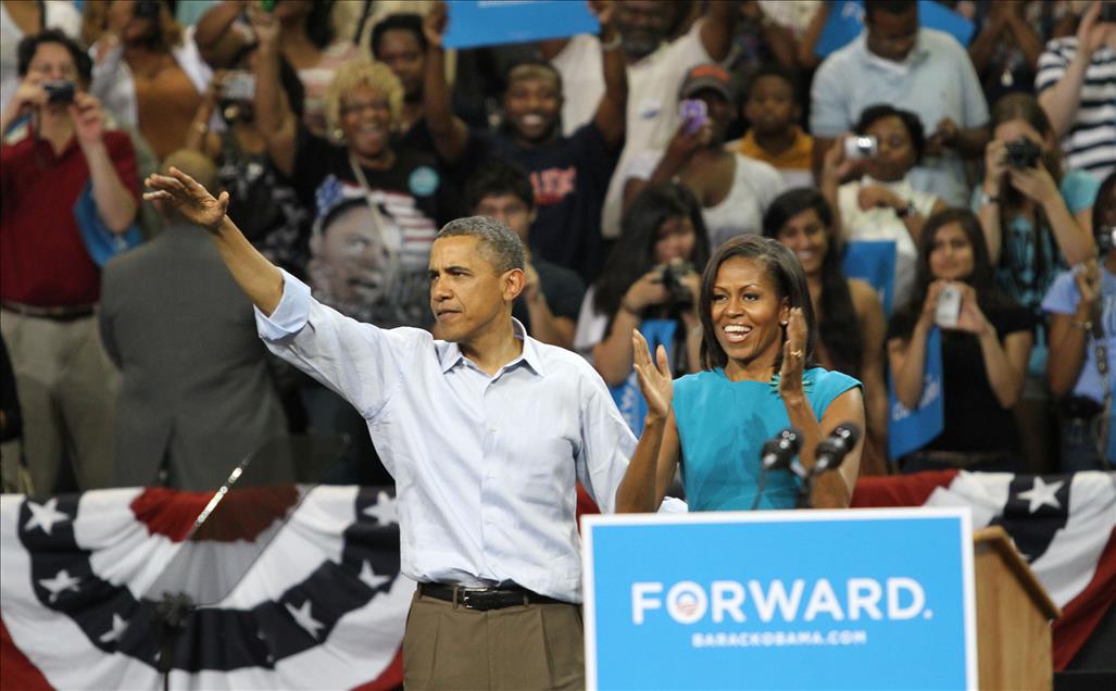 OBAMA ILK MITINGLERINI VIRGINIA VE OHIO EYALETLERINDE YAPTI
