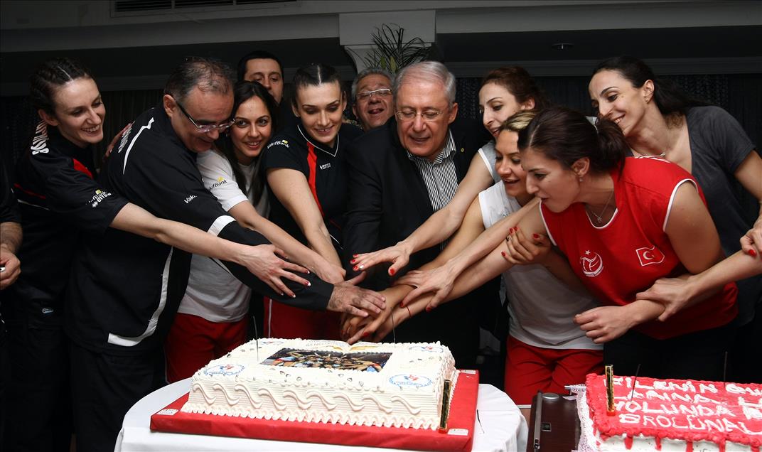 Turkish women's volleyball team qualifies for summer olympic gam