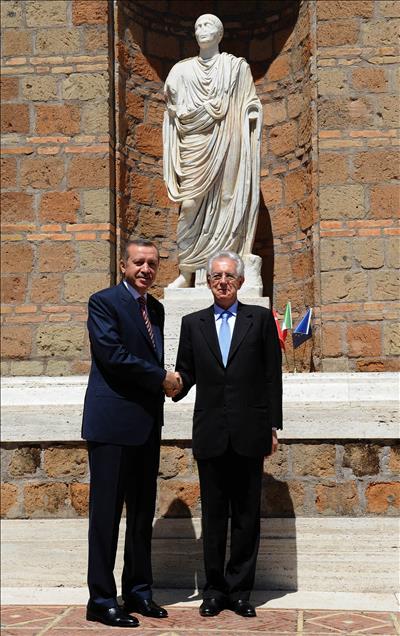 BASBAKAN RECEP TAYYIP ERDOGAN, ITALYA'DA