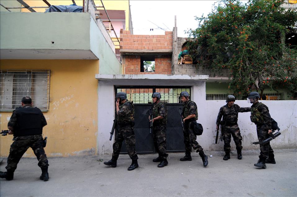 MERSIN'DE 320 POLISLE UYUSTURUCU OPERASYONU