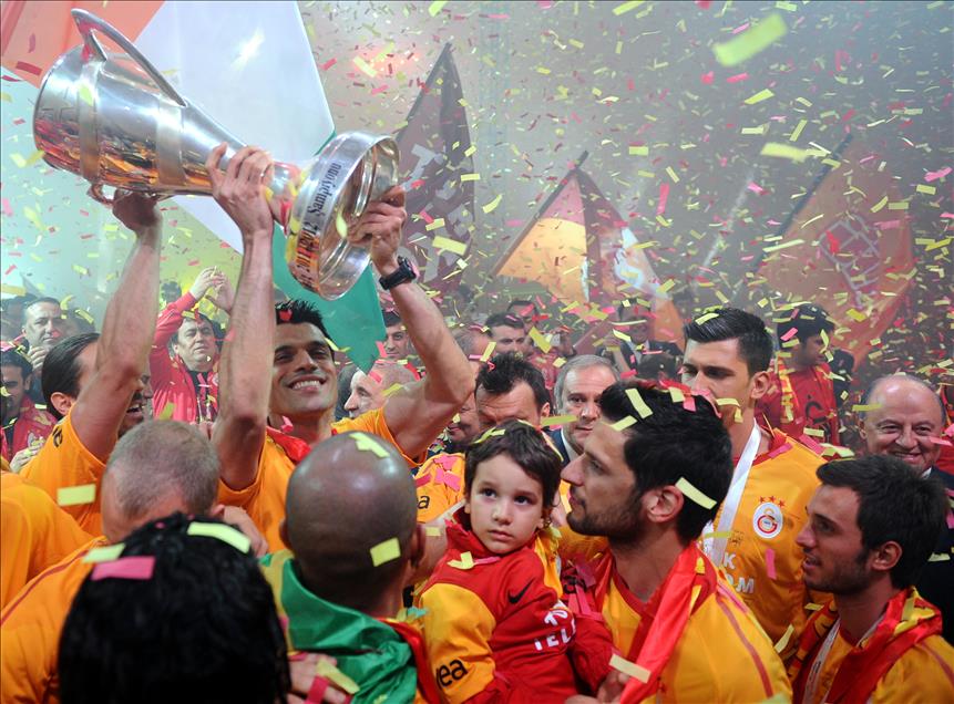 GALATASARAY SAMPIYONLUGU KUTLUYOR