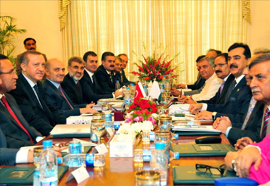 BASBAKAN ERDOGAN PAKISTAN'DA