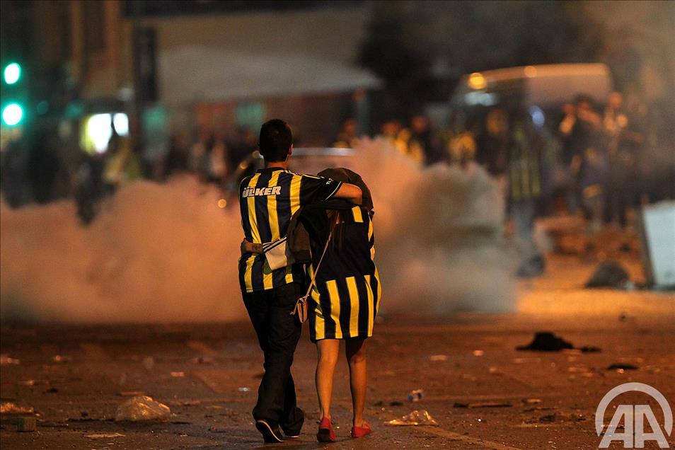FENERBAHCE-GALATASARAY MACI SONRASINDA OLAYLAR CIKTI