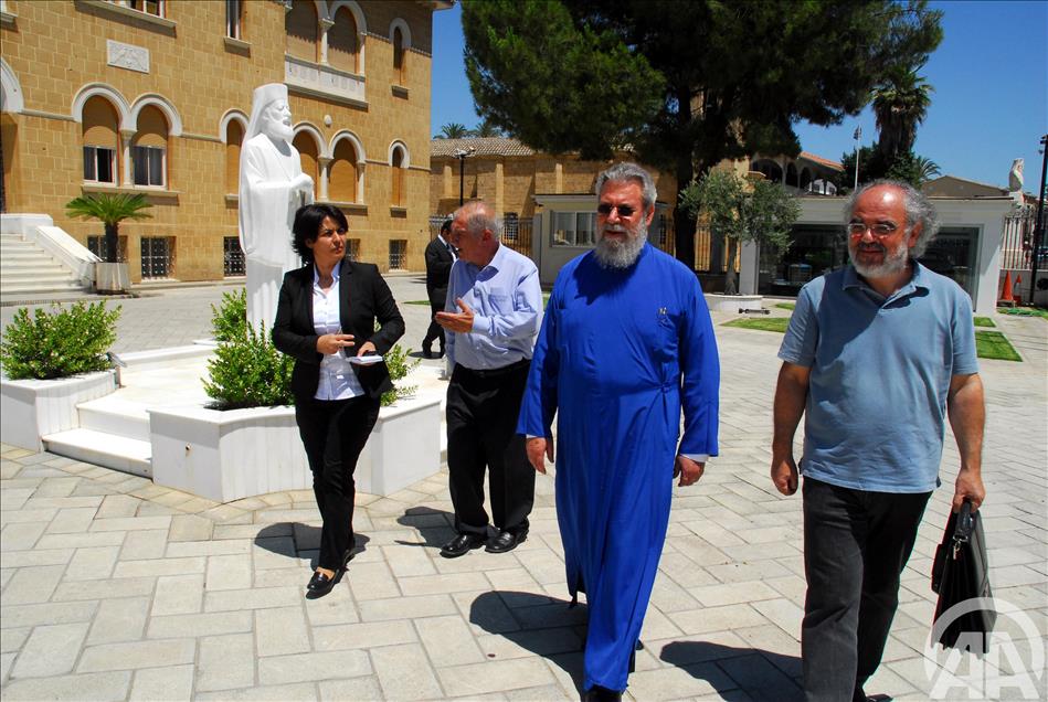 RUM BASPISKOPOS 2. HRISOSTOMOS AA'YA KONUSTU