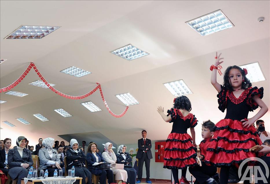CUMHURBASKANI GUL'UN ESI HAYRUNNISA GUL, AGRI'DA