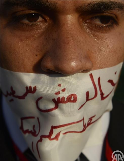 المصرييون يحيون الذكرى الثانية لوفاة خالد سعيد