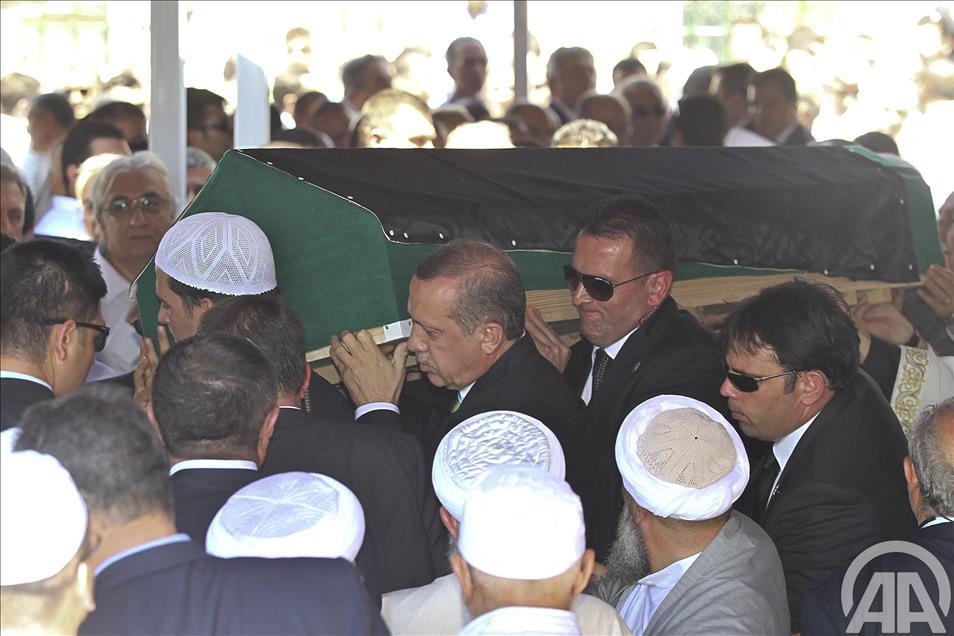 SABRI ULKER SON YOLCULUGUNA UGURLANDI