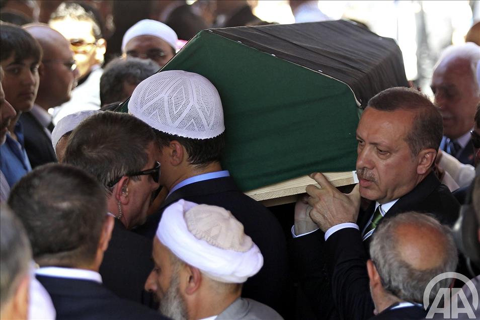 SABRI ULKER SON YOLCULUGUNA UGURLANDI