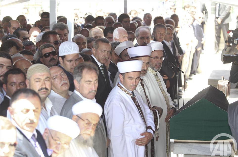 SABRI ULKER SON YOLCULUGUNA UGURLANDI