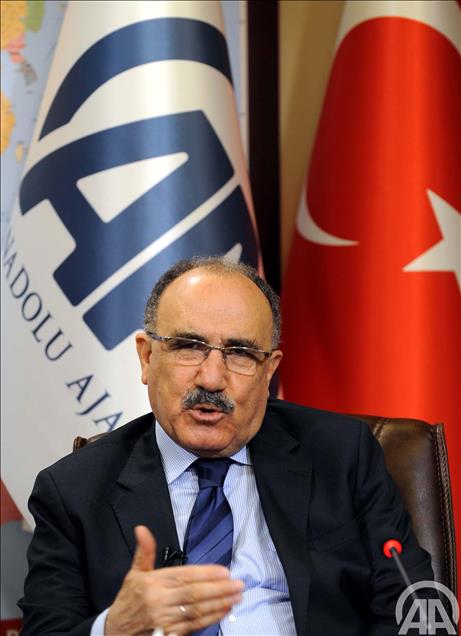 BASBAKAN YARDIMCISI ATALAY, AA EDITOR MASASI'NDA