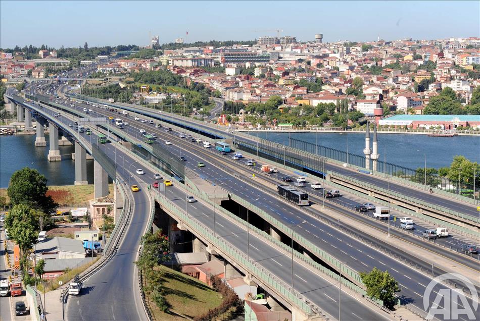 HALIC KOPRUSUNDE YOL CALISMASI BASLADI