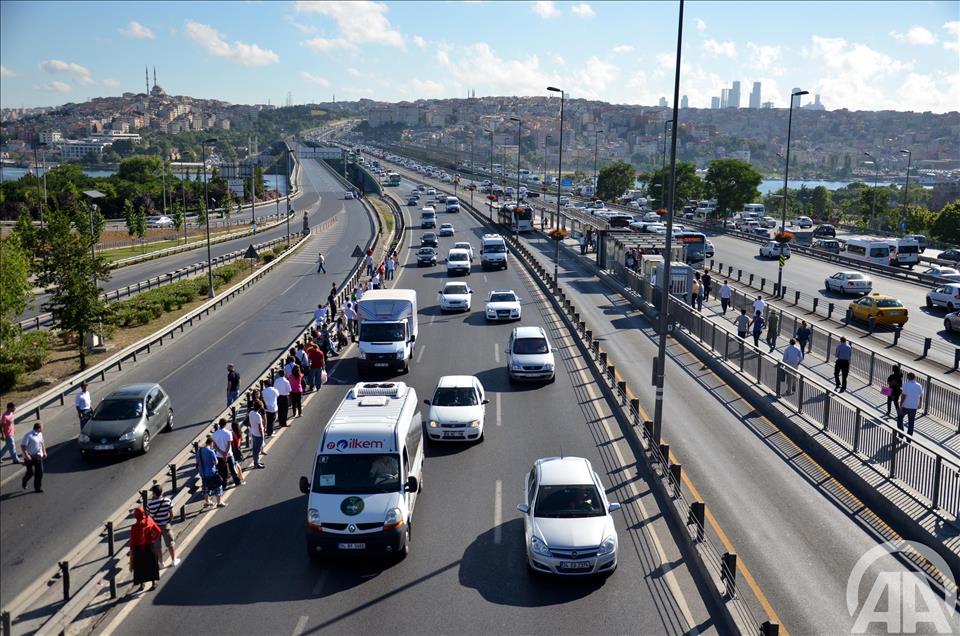 HALIC KOPRUSUNDE YOL CALISMASI BASLADI