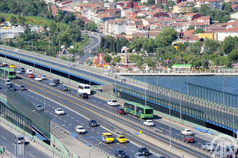 HALIC KOPRUSUNDE YOL CALISMASI BASLADI
