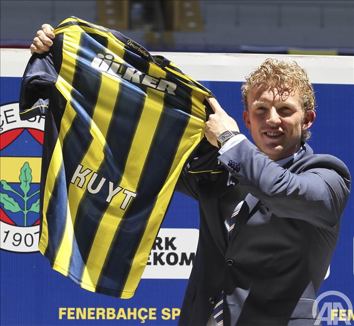 DIRK KUYT FENERBAHCE'DE