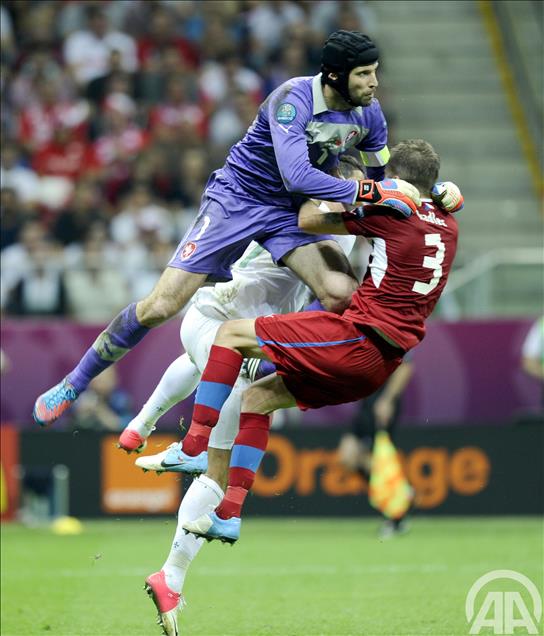 PORTEKIZ YARI FINALDE