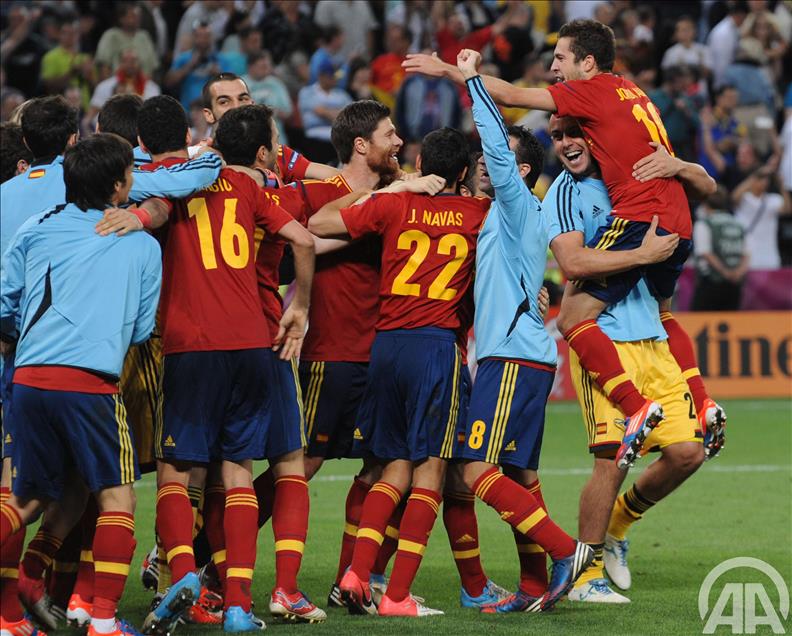 EURO 2012 ISPANYA - PORTEKIZ YARI FINAL MACI