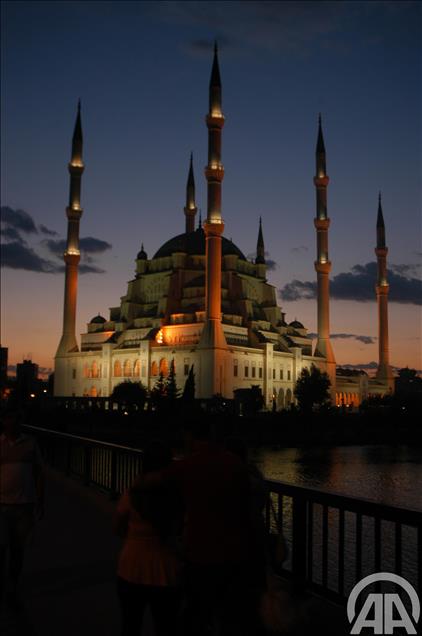 ADANA'DA BERAT KANDILI