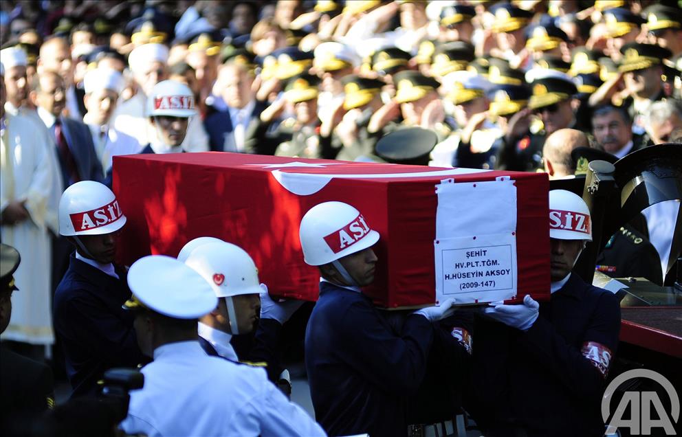 SEHIT PILOTLARIMIZI UGURLUYORUZ