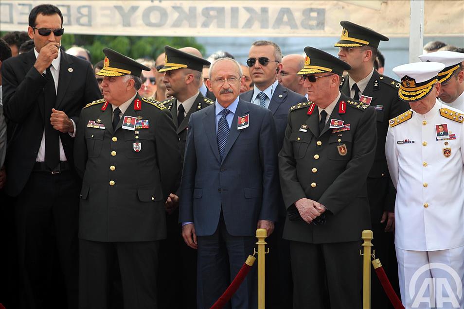 SEHIT PILOTLARIMIZI UGURLUYORUZ