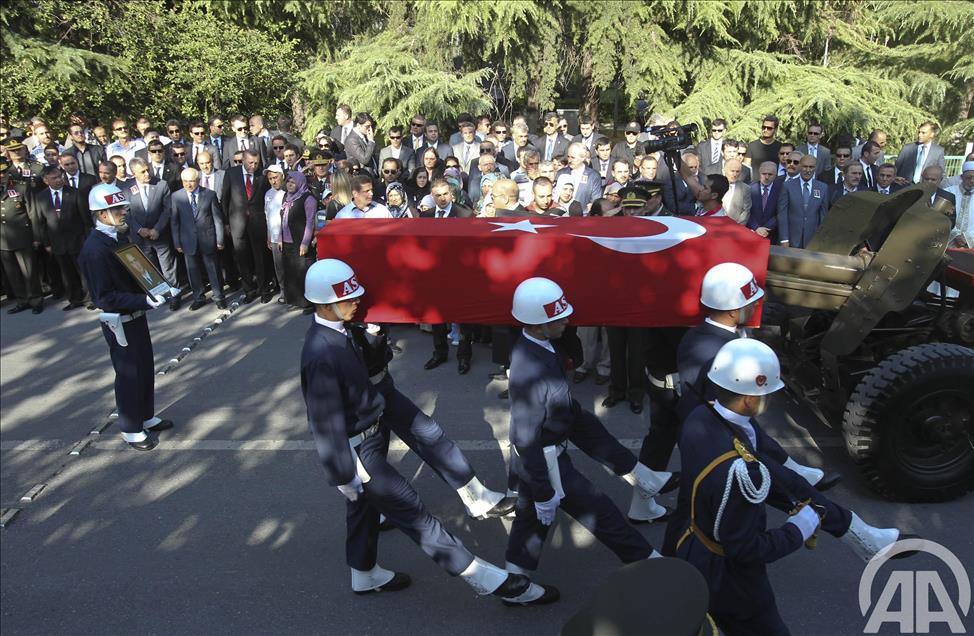 SEHIT PILOTLARIMIZI UGURLUYORUZ