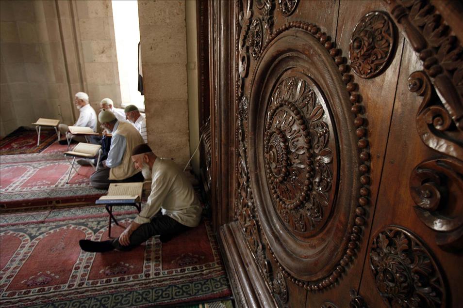 TURKIYE ASIRLIK CAMILERIYLE RAMAZANI KARSILAYACAK