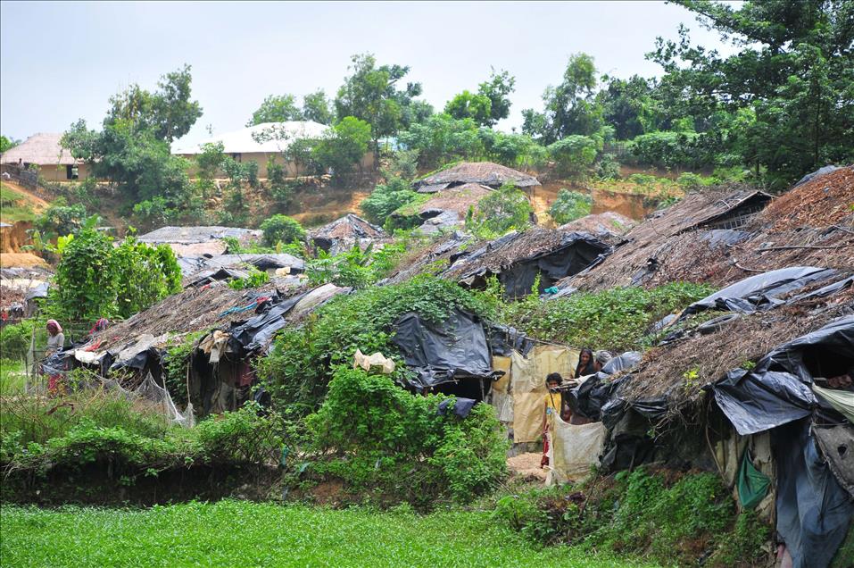 MYANMAR'DAN KACANLAR  