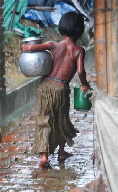 MYANMAR'DAN BANGLADES'E KACANLAR YASADIKLARINI AA'YA ANLATTI