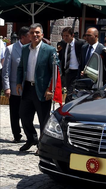 CUMHURBASKANI ABDULLAH GUL