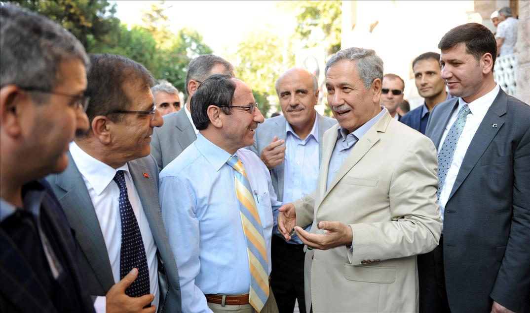 BASBAKAN YARDIMCISI BULENT ARINC