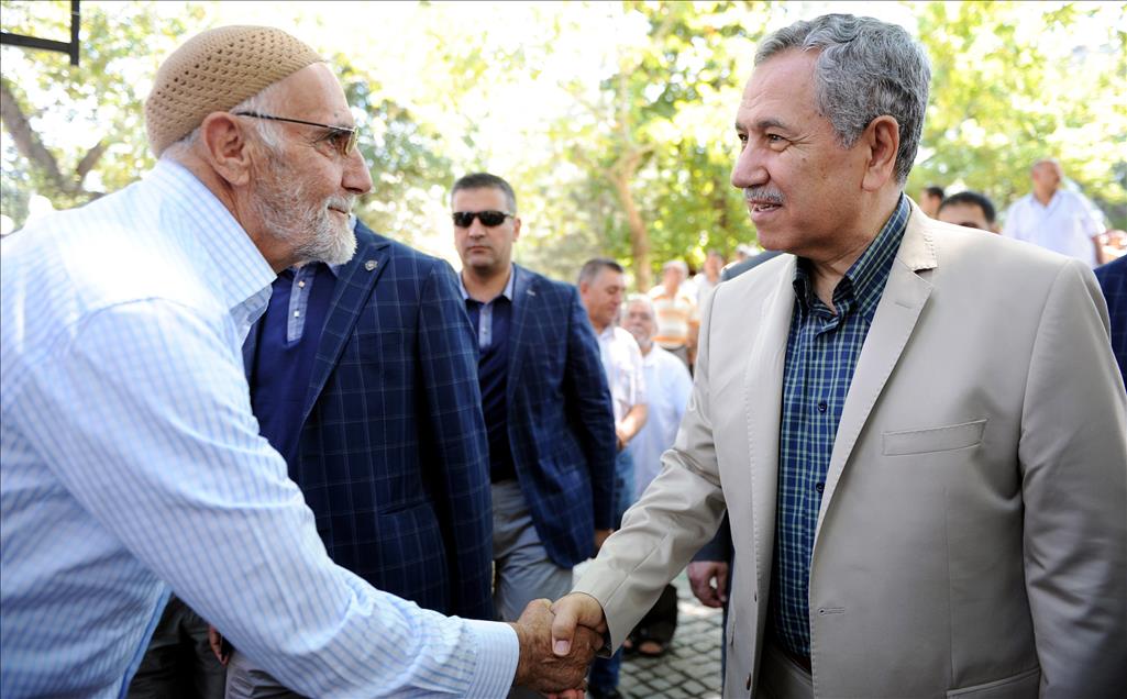 BASBAKAN YARDIMCISI BULENT ARINC