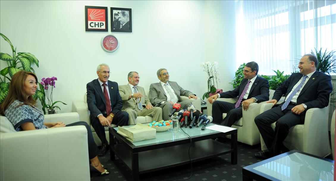 CHP'DE BAYRAMLASMA